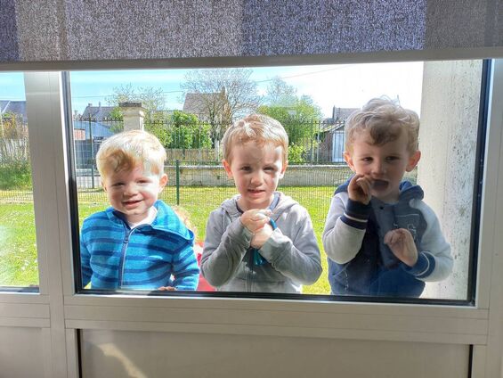 Les petits curieux