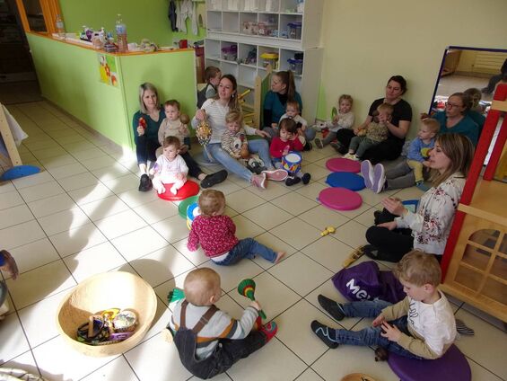 En avant la musique!